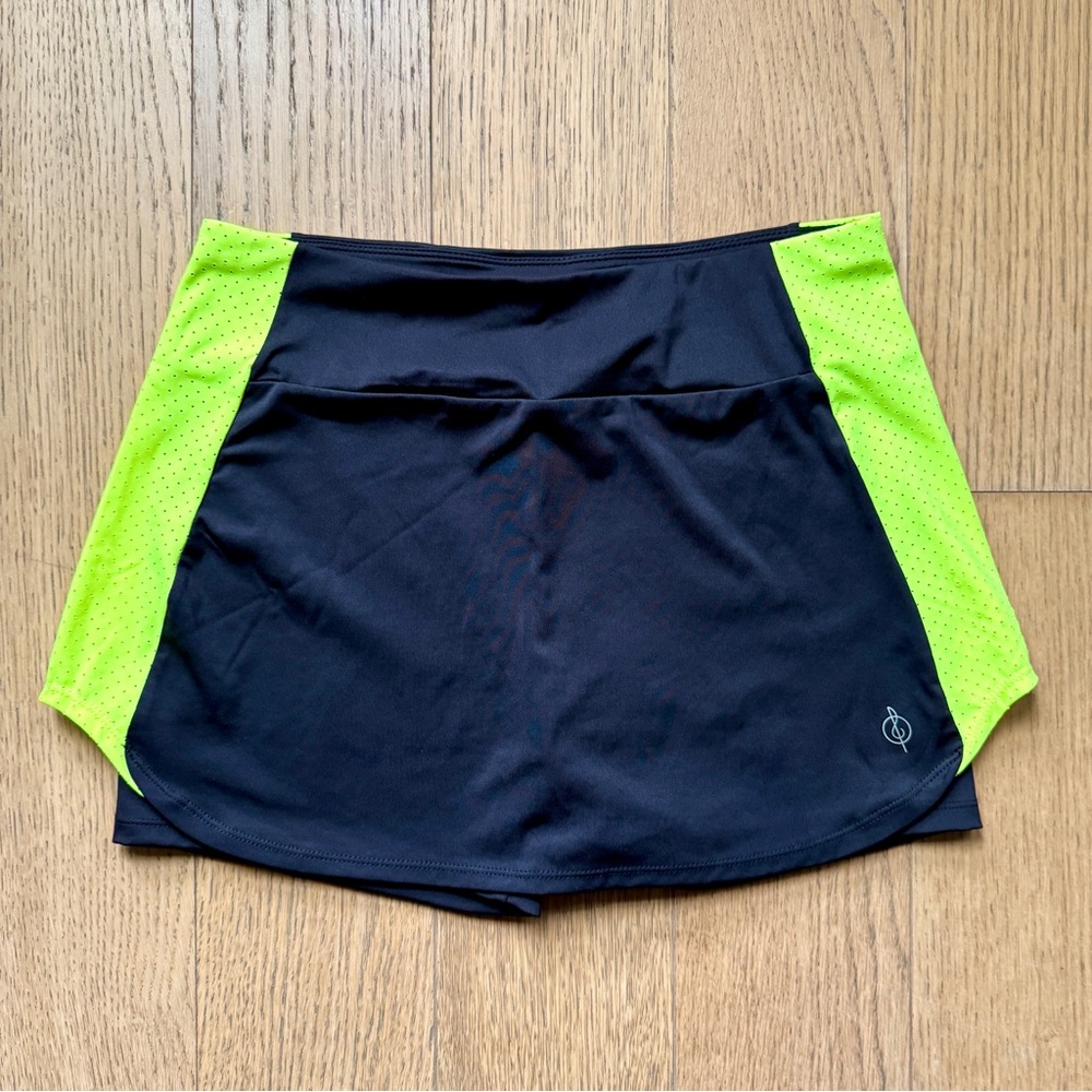 2-in-1 Mini Skirt with Bike Short and Neon Yellow Detail NWOT - Sze S